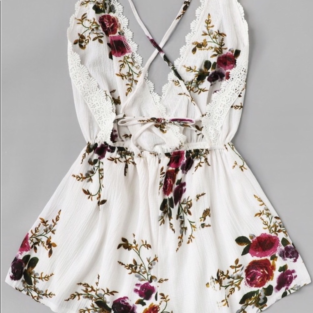 Floral Romper - Picture 3 of 6